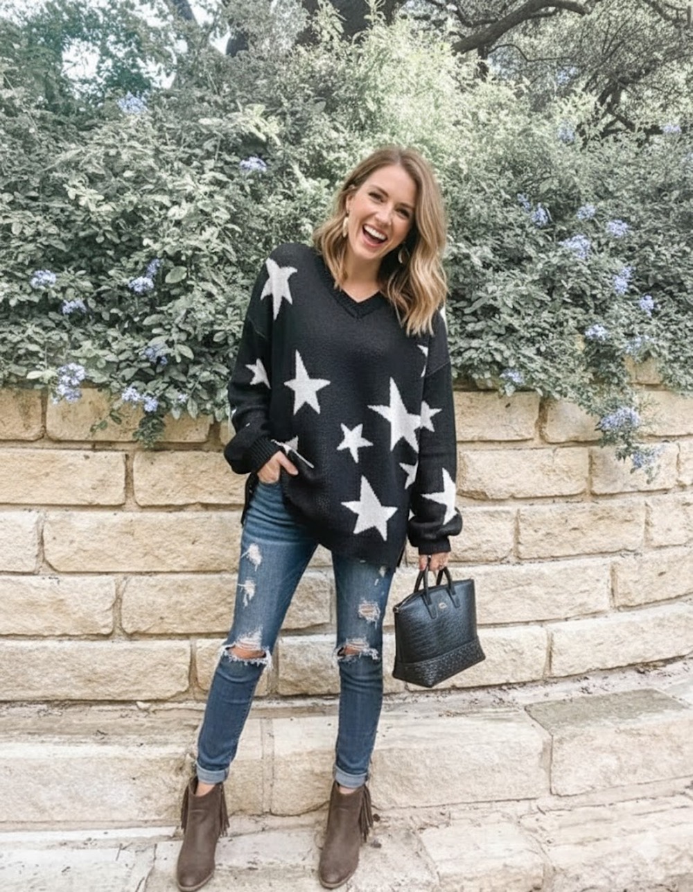 Boutique Star Pattern V-Neck Lantern Sleeve Sweater